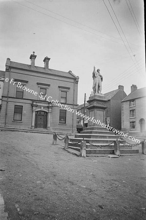 FR JOHN MURPHY MONUMENT